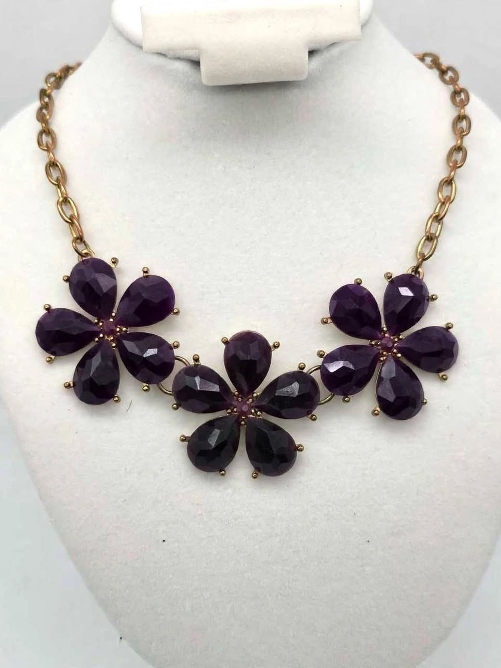 ETC!  Purple Crystal Flower Statement Necklace Gold Chain Bib Floral Amethyst